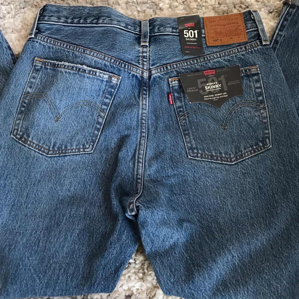 Levi’s 501‎ Distressed Skinny Jeans - Picture 6 of 7